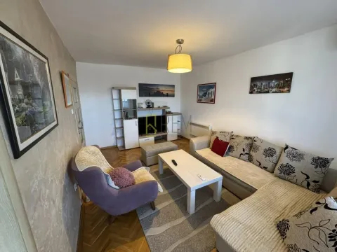 Izdavanje, jednosoban stan, 54m², Blok 9, Podgorica - image 2