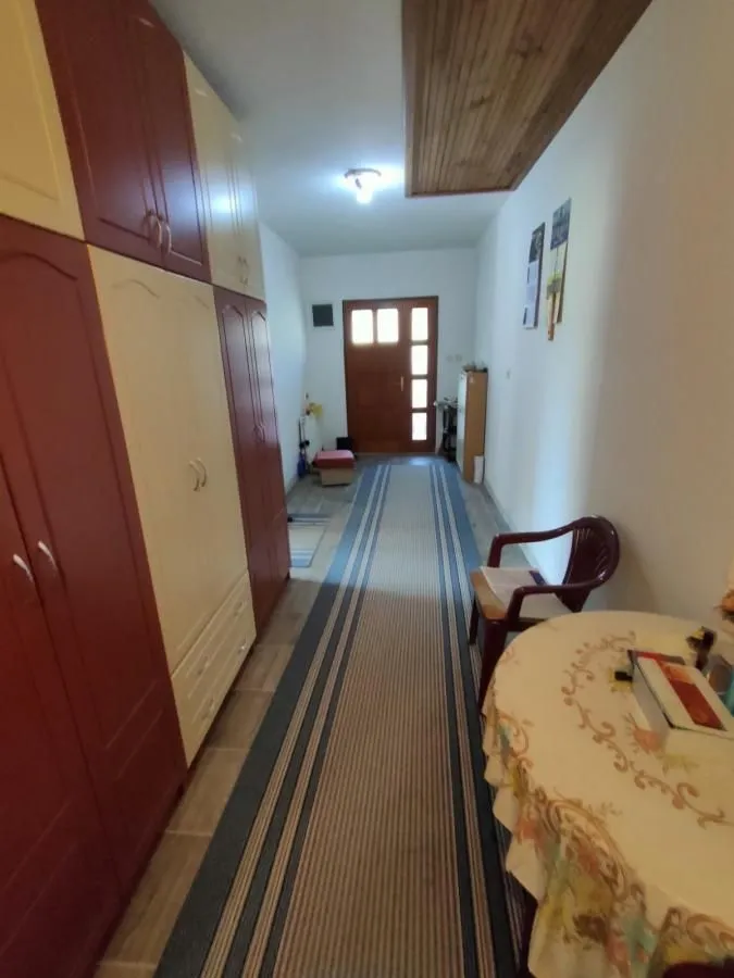 Prodaja, kuća, 315m², Adice, Novi Sad Sve Podlokacije