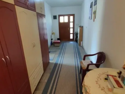 Prodaja, kuća, 315m², Adice, Novi Sad Sve Podlokacije - image 42