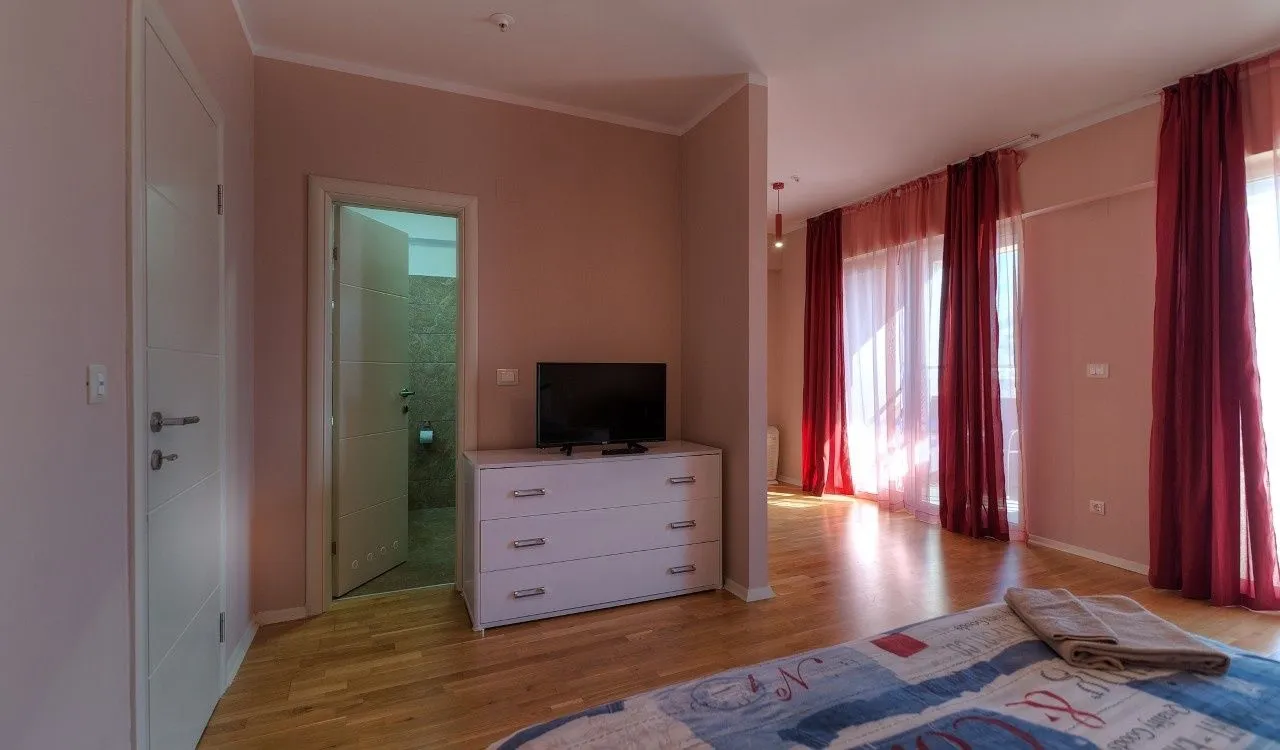 Prodaja, trosoban stan, 149m², Zavala, Budva