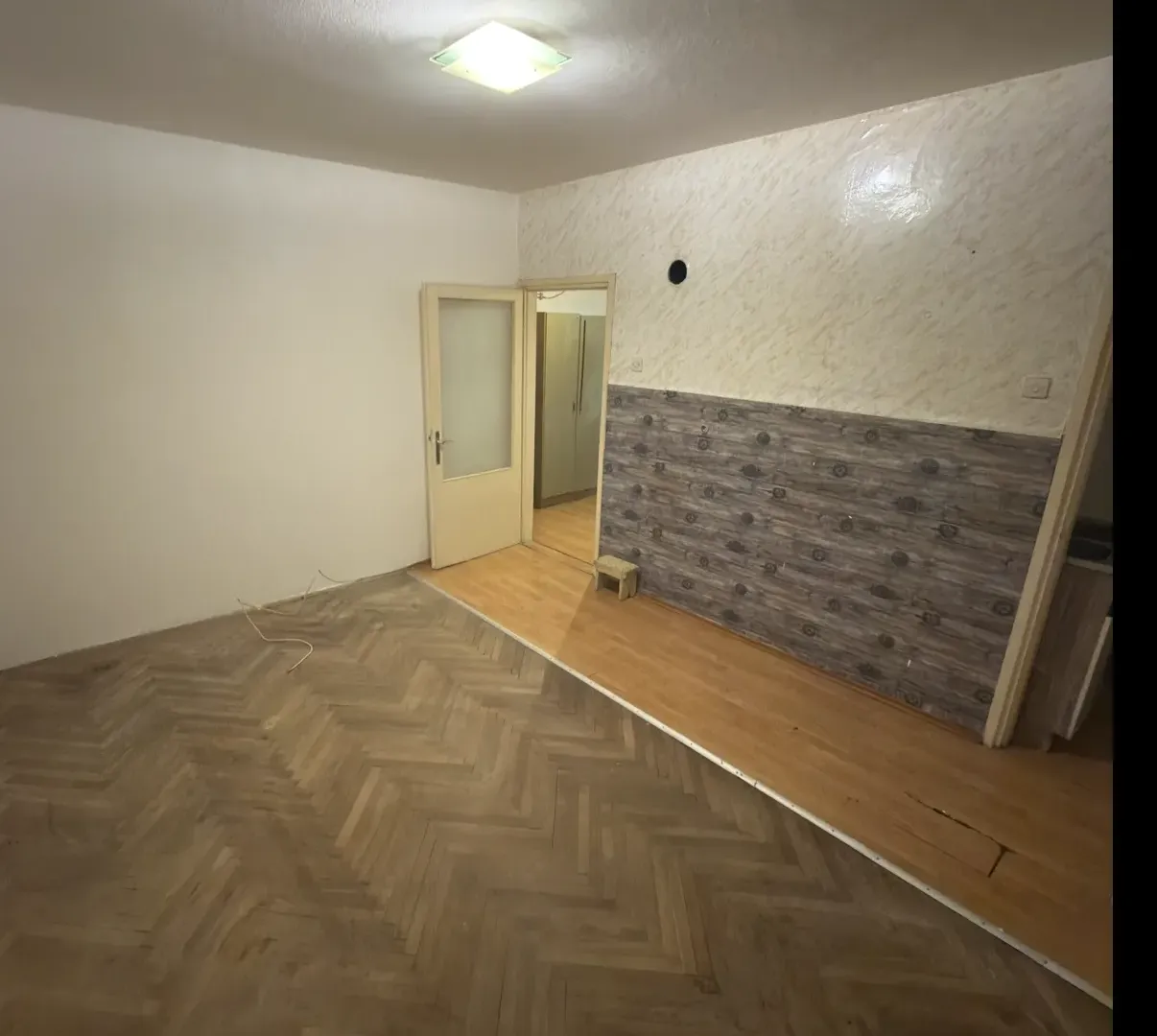 Prodaja, jednosoban stan, 45m², Centar, Nikšić