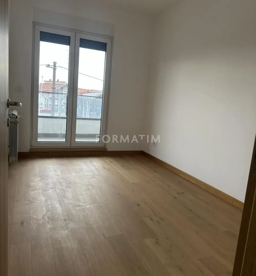 Sale, three bedroom apartment, 67m², Zeleno Brdo, Zvezdara Sve Podlokacije