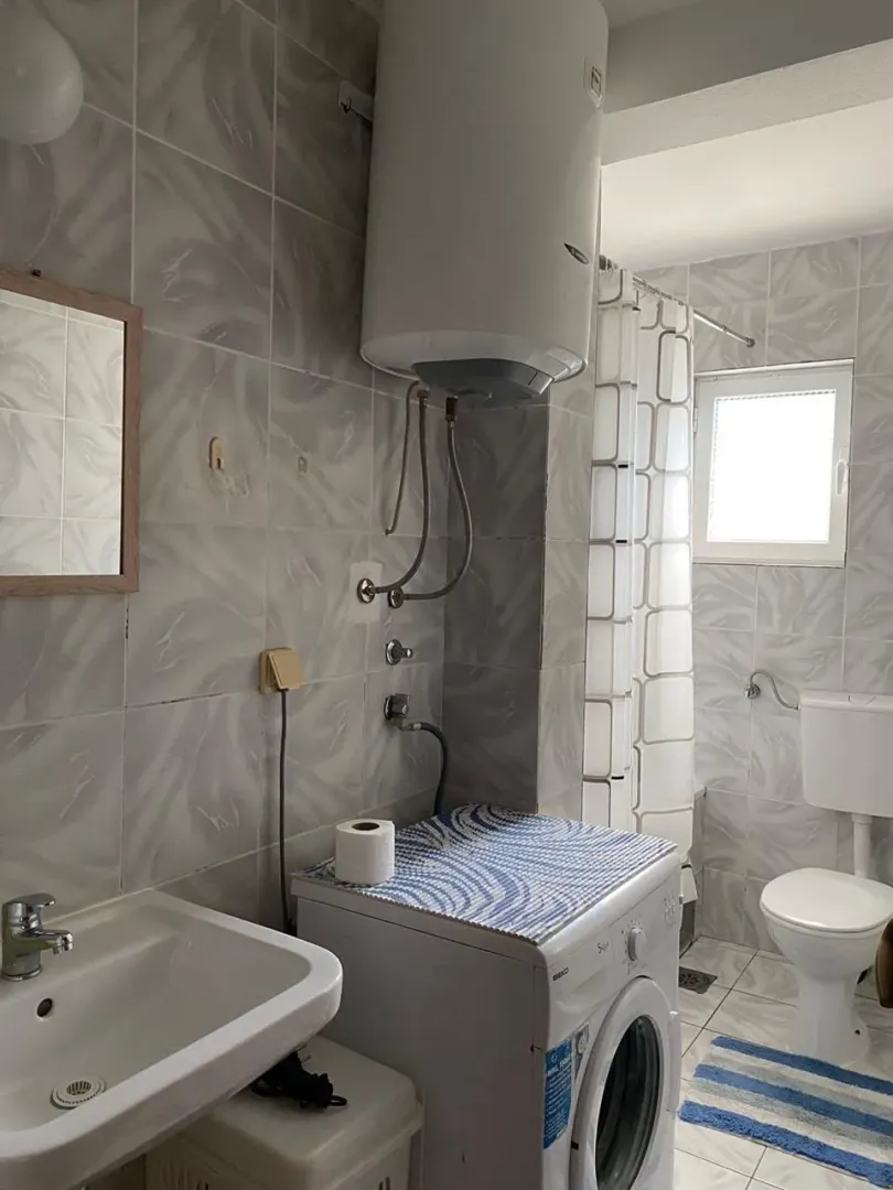 Rent, one bedroom apartment, 42m², Bečići, Budva