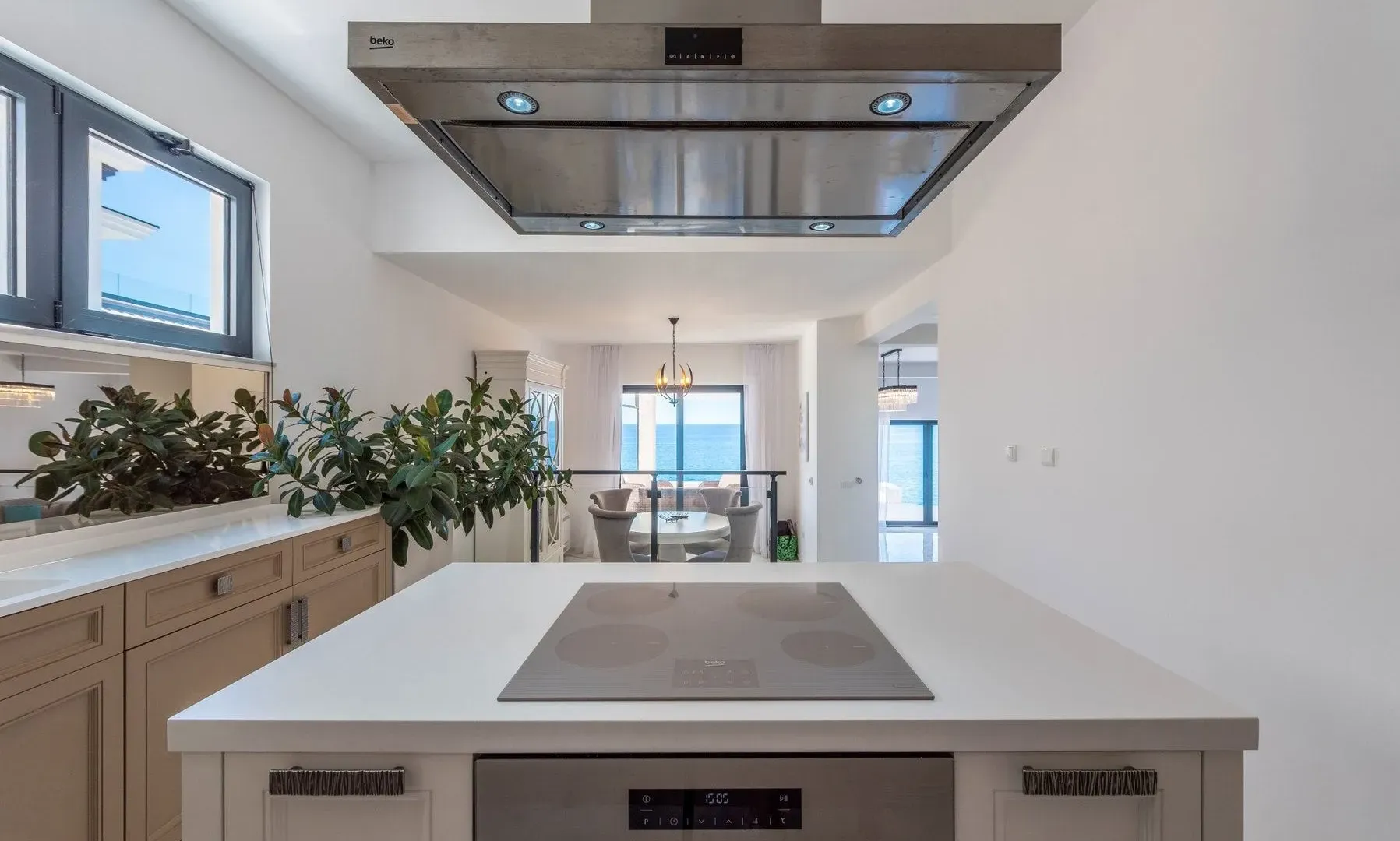 Sale, house, 360m², Utjeha, Bar