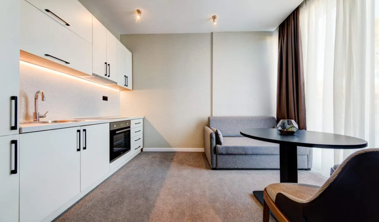 Prodaja, ugostiteljski objekat, 2800m², Danilovgrad, Crna Gora