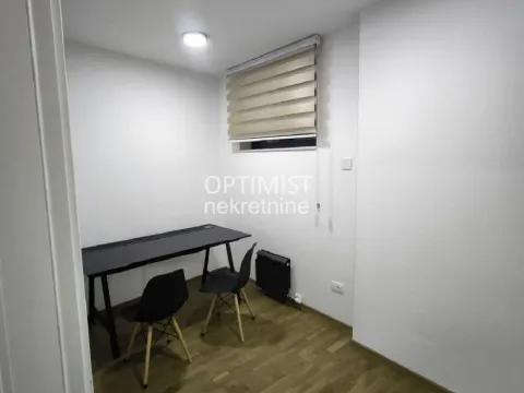 Izdavanje, trosoban stan, 59m², Južni Bulevar, Vračar Sve Podlokacije - image 7