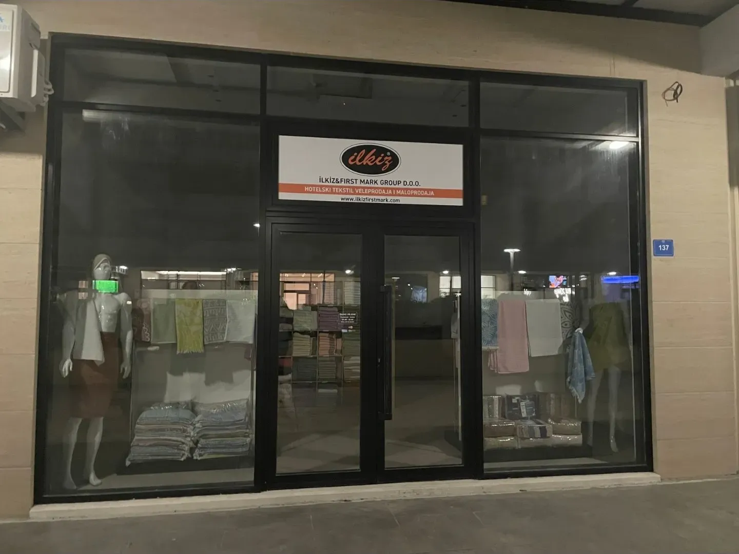 Rent, office space, 55m², Central Point, Podgorica