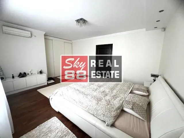 Prodaja, kuća, 288m², Savski Venac, Beograd