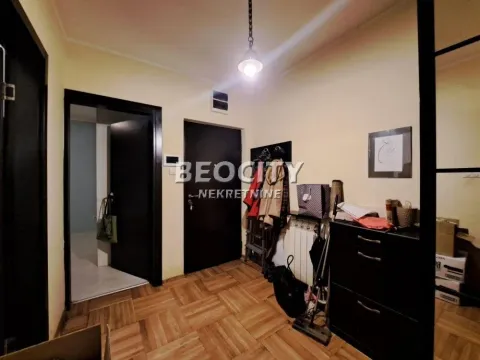 Prodaja, dvosoban stan, 70m², Čubura, Beograd - image 18