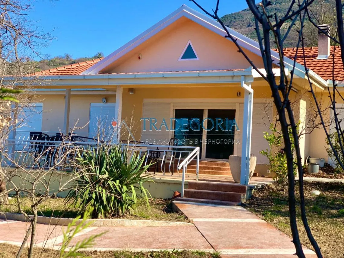 Prodaja, kuća, 264m², Bar, Crna Gora