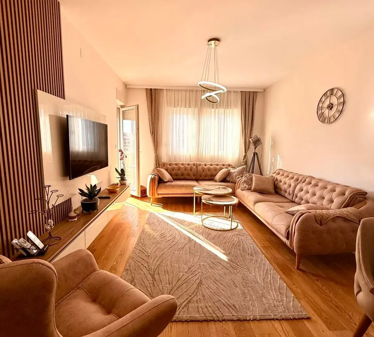 Rent, two bedroom apartment, 72m², Central Point, Podgorica