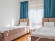 Izdavanje, dvosoban stan, 64m², Bečići, Budva - image 9