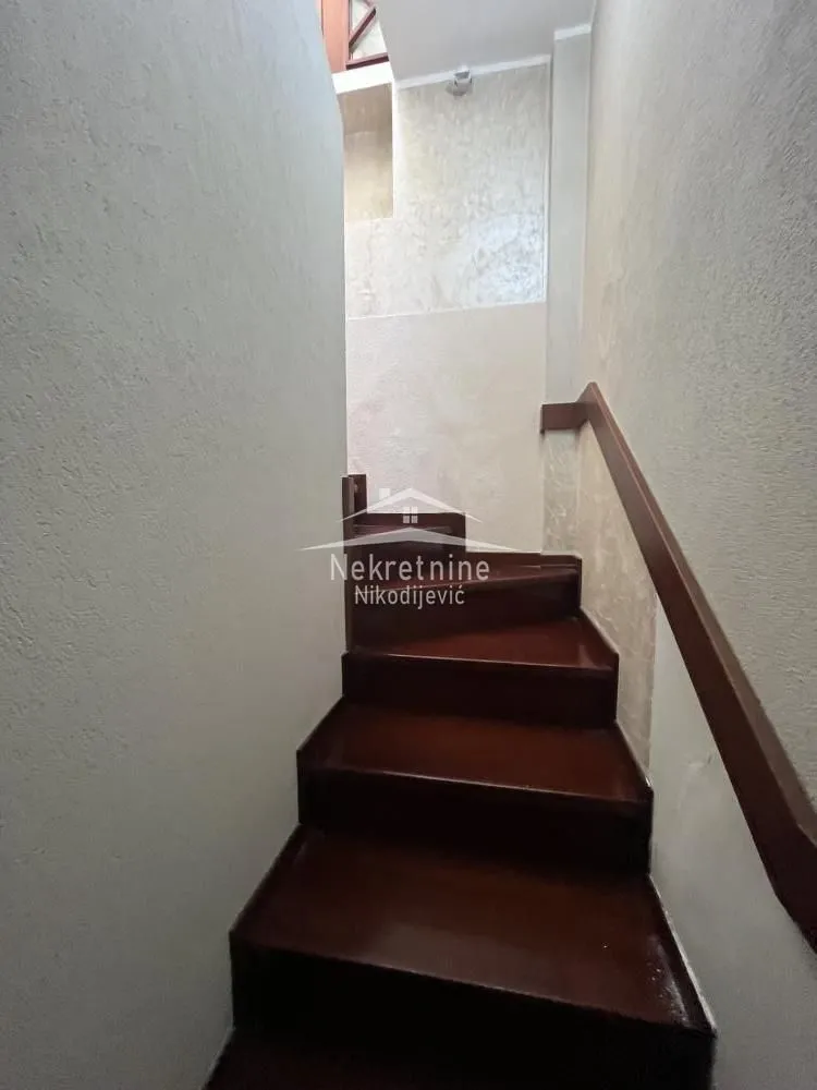Rent, three bedroom apartment, 72m², Stari Grad, Beograd