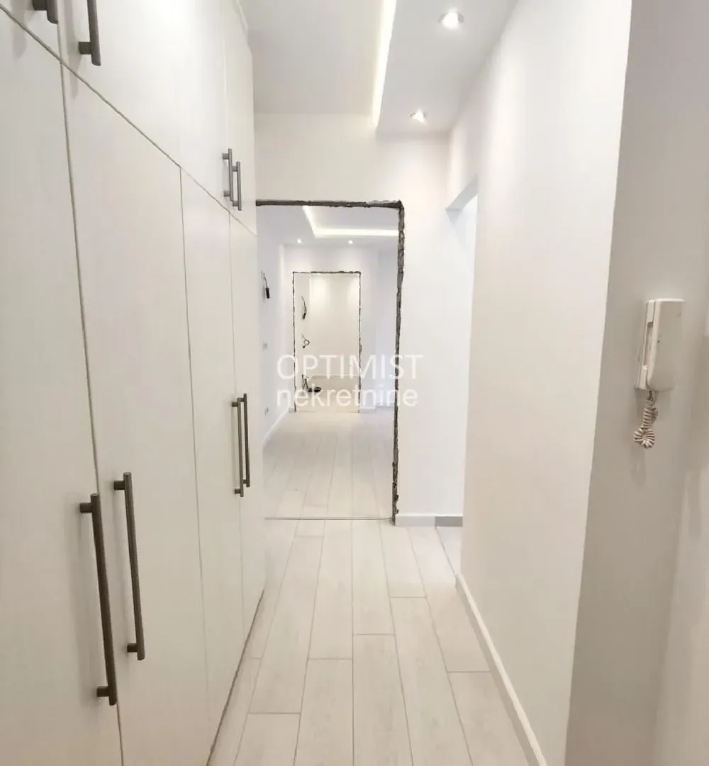 Prodaja, dvosoban stan, 55m², Stari Grad, Beograd