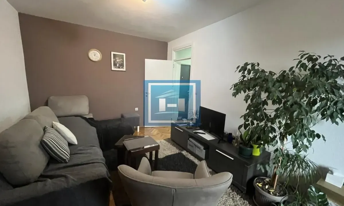 Sale, three bedroom apartment, 66m², Centar, Jagodina