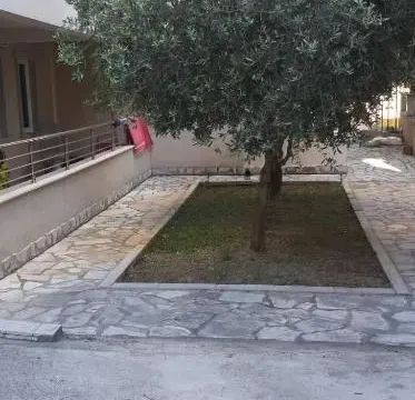 Rent, two bedroom apartment, 98m², Petrovac, Budva - image 4