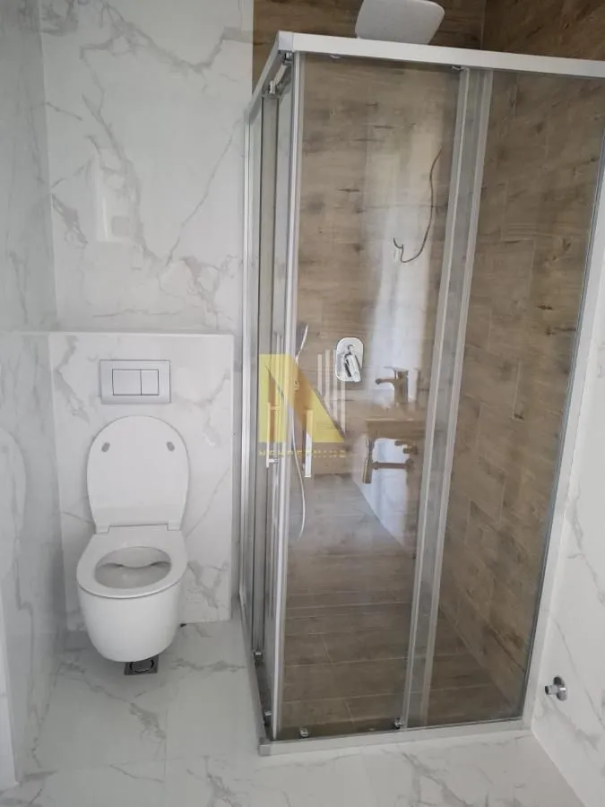 Prodaja, trosoban stan, 78m², Centar, Subotica