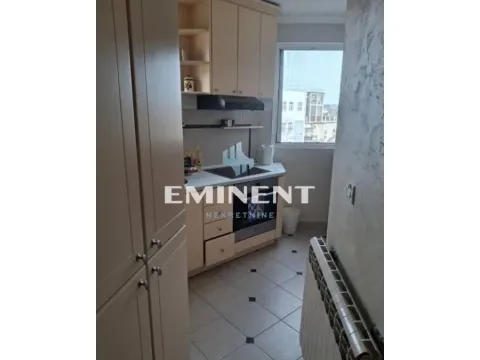 Rent, two bedroom apartment, 47m², Stari Grad, Beograd - image 3