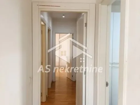 Izdavanje, četvorosoban stan, 157m², Savski Venac, Beograd - image 6