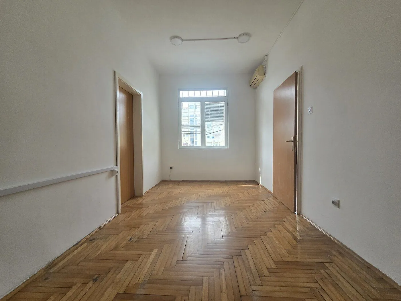 Sale, office space, 139m², Centar, Podgorica