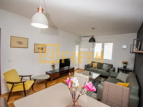 Izdavanje, dvosoban stan, 70m², Donja Gorica, Podgorica - image 8