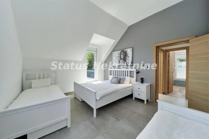 Izdavanje, kuća, 310m², Sremski Karlovci, Novi Sad