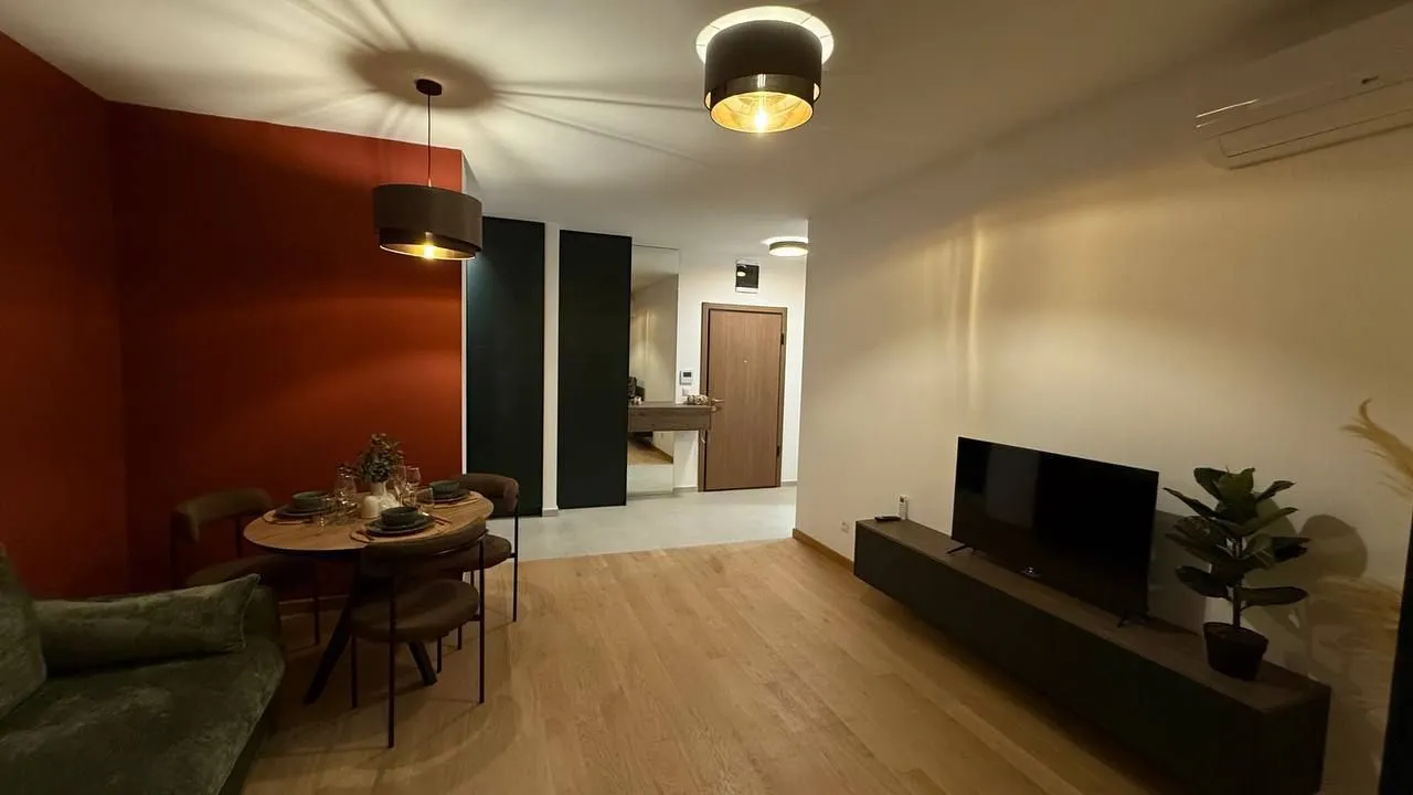 Rent, one bedroom apartment, 43m², Bečići, Budva