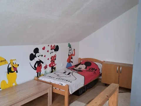 Izdavanje, kuća, 80m², Grahovo, Nikšić - image 10