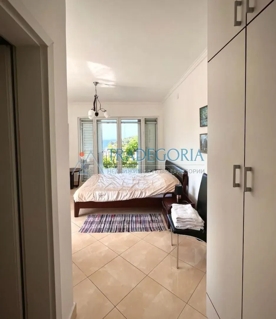 Prodaja, kuća, 260m², Petrovac, Budva
