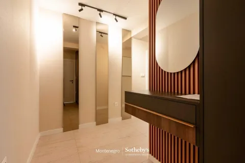 Prodaja, kuća, 172m², Kovači, Kotor - image 23