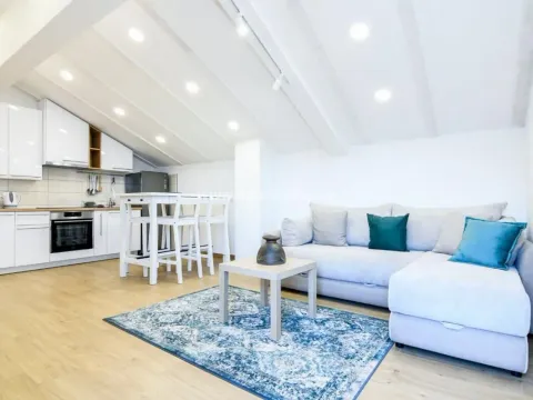 Prodaja, kuća, 650m², Kotor, Crna Gora - image 19