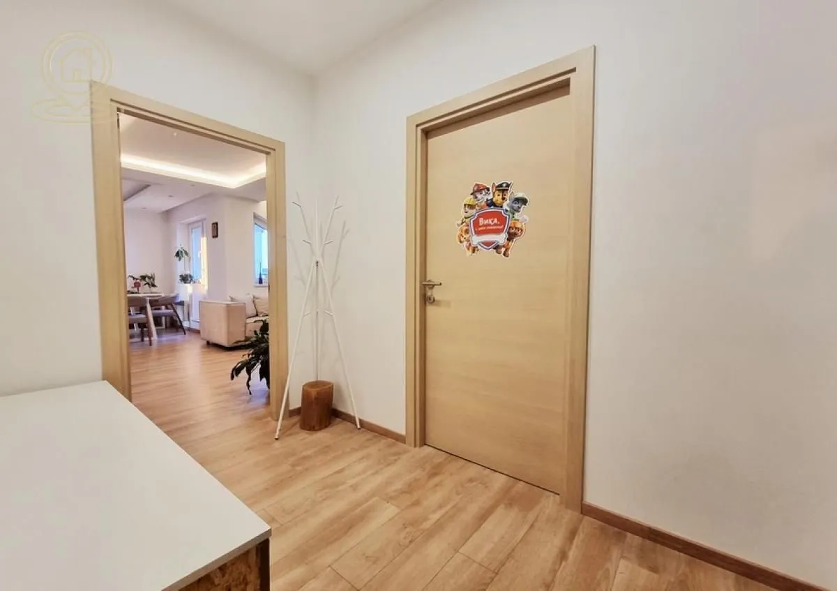 Prodaja, četvorosoban stan, 82m², Lekino Brdo, Voždovac Sve Podlokacije