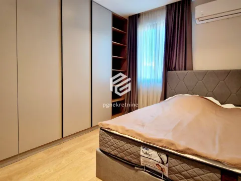 Rent, two bedroom apartment, 120m², Centar, Podgorica - image 18