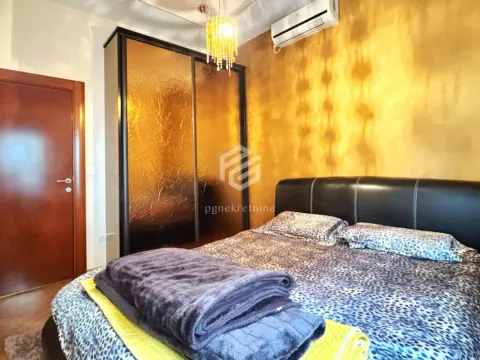 Rent, three bedroom apartment, 115m², Velji Vinogradi, Budva - image 12