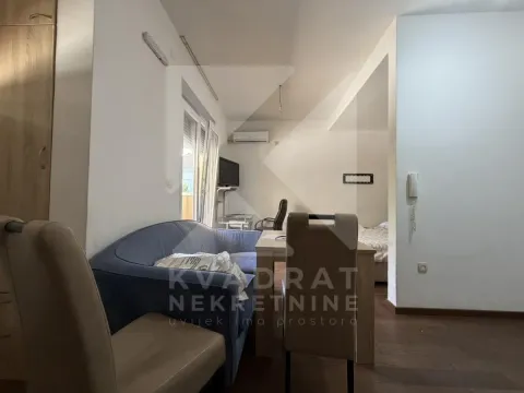 Rent, studio apartment, 30m², City Kvart, Podgorica - image 3