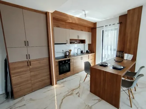 Izdavanje, jednosoban stan, 50m², Rafailovići, Budva - image 4