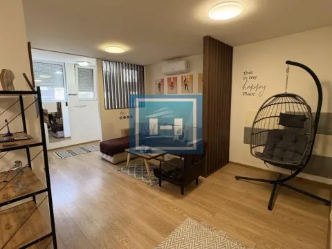 Prodaja, jednosoban stan, 49m², Aqua park, Jagodina - image 1