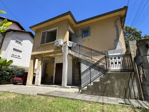 Prodaja, kuća, 174m², Centar, Niš - image 4