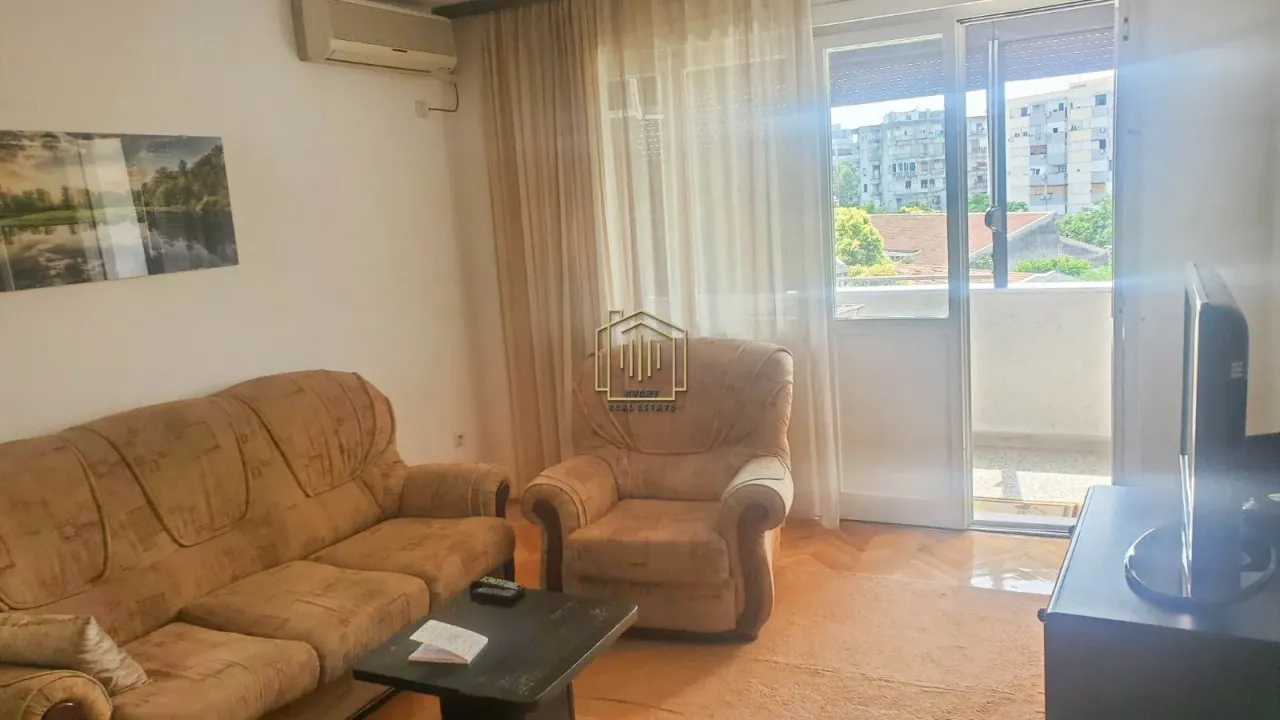 Izdavanje, dvosoban stan, 66m², Preko Morače, Podgorica