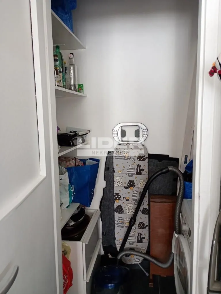 Prodaja, trosoban stan, 69m², Vračar Sve Podlokacije, Beograd