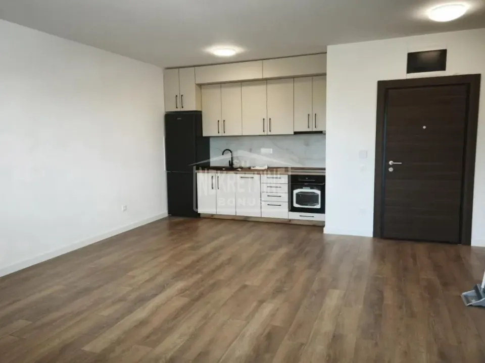 Rent, three bedroom apartment, 74m², Radijalac, Subotica