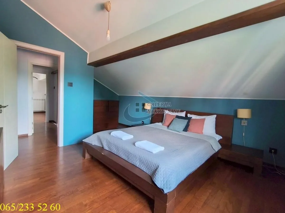 Prodaja, četvorosoban stan, 115m², Autokomanda, Voždovac Sve Podlokacije