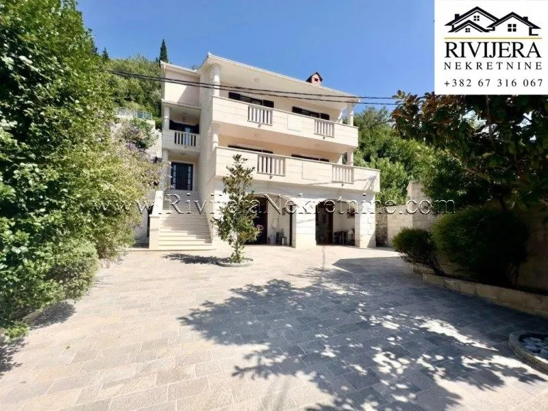 Prodaja, kuća, 245m², Lepetani, Tivat