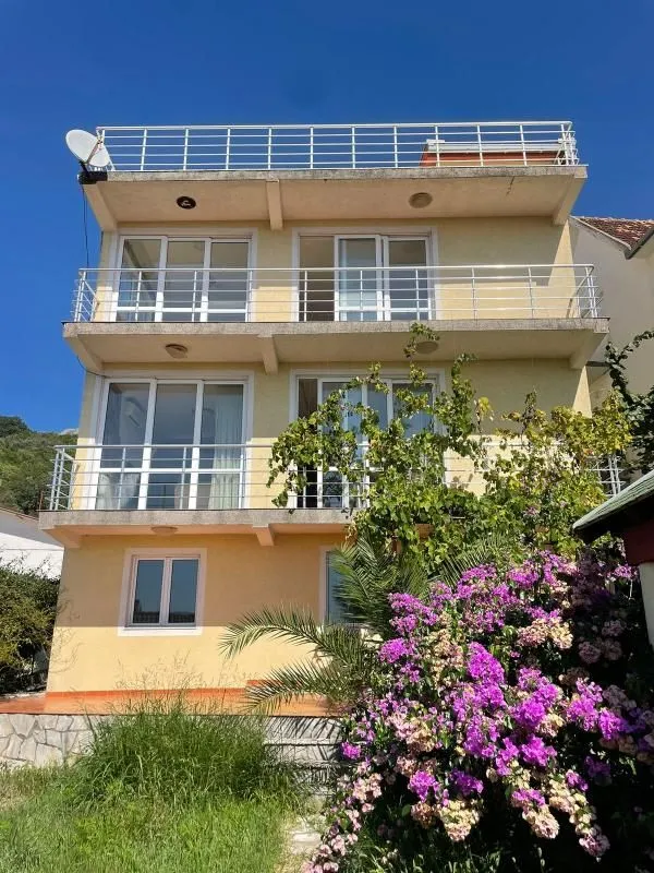 Sale, house, 340m², Dobra Voda, Budva