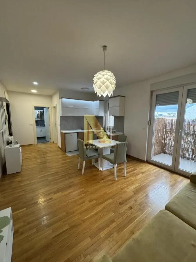 Izdavanje, dvosoban stan, 41m², Podbara, Novi Sad Sve Podlokacije