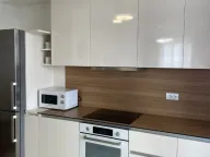 Izdavanje, trosoban stan, 121m², Savski Venac, Beograd - image 7