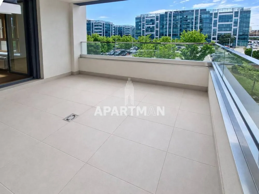 Prodaja, četvorosoban stan, 106m², Novi Beograd Blok 65, Novi Beograd Sve Podlokacije