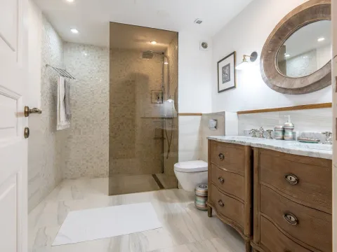 Prodaja, trosoban stan, 192m², Budva, Crna Gora - image 24