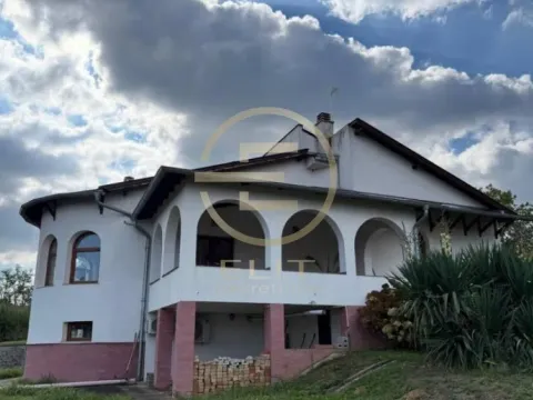 Prodaja, kuća, 204m², Bocke, Petrovaradin - image 3