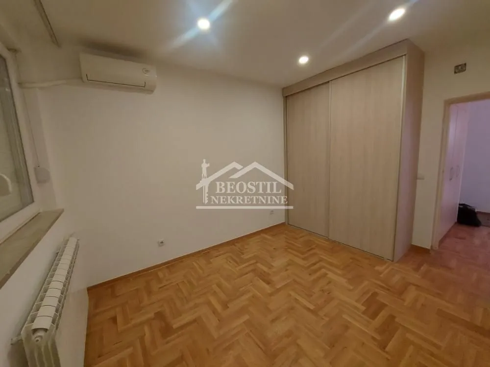 Rent, three bedroom apartment, 65m², Novi Beograd Blok 21, Novi Beograd Sve Podlokacije